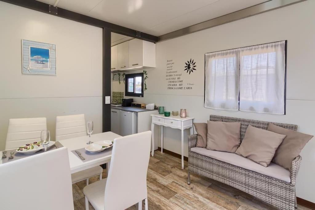 Houseboat Sardinia Suite Cagliari Exterior photo